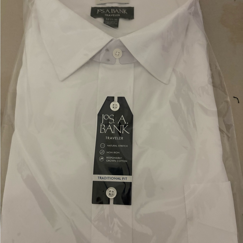 Jos. A. Bank Men's Classic White Dress Shirt